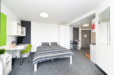 Pitt St, Newcastle Upon Tyne, Newcastle - Image 3